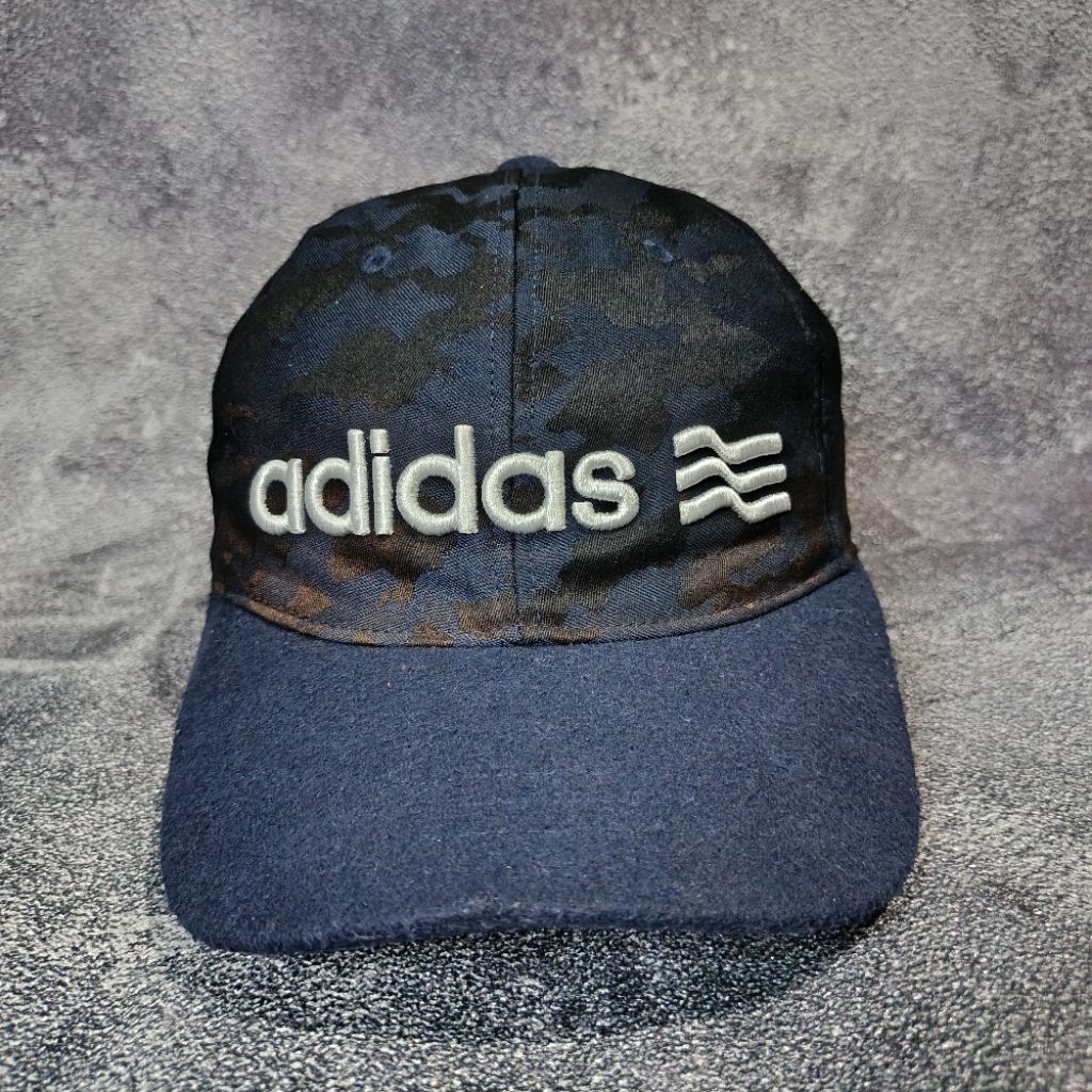 Digidegu Topi Adidas Golf Motif Camo Bahan Wool - Logo Bordir