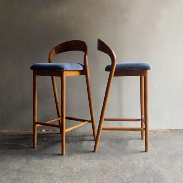 Kursi Bar Sendok Kayu Jati Asli Jepara Kursi Tinggi Kayu Jati Solid untuk Cafe & Dapur - Finishing N