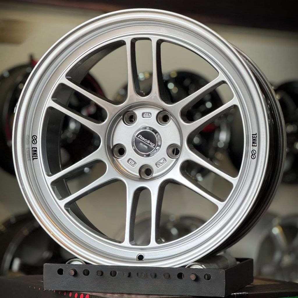 velg enkei rpt flow forming r18 lebar 9 velg racing r18 pnp innova reborn venturer Innova zenix voxy