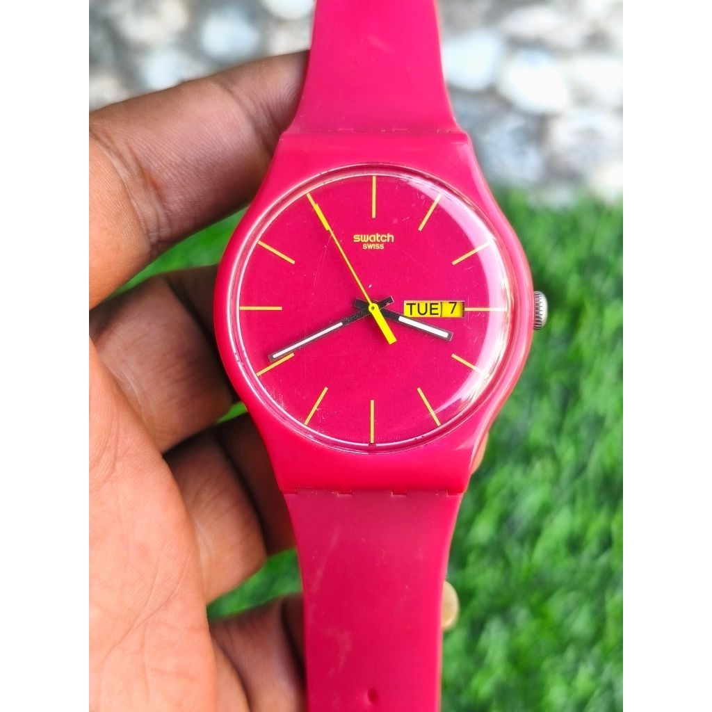 Jam tangan swatch rubine rebel swiss Full Original