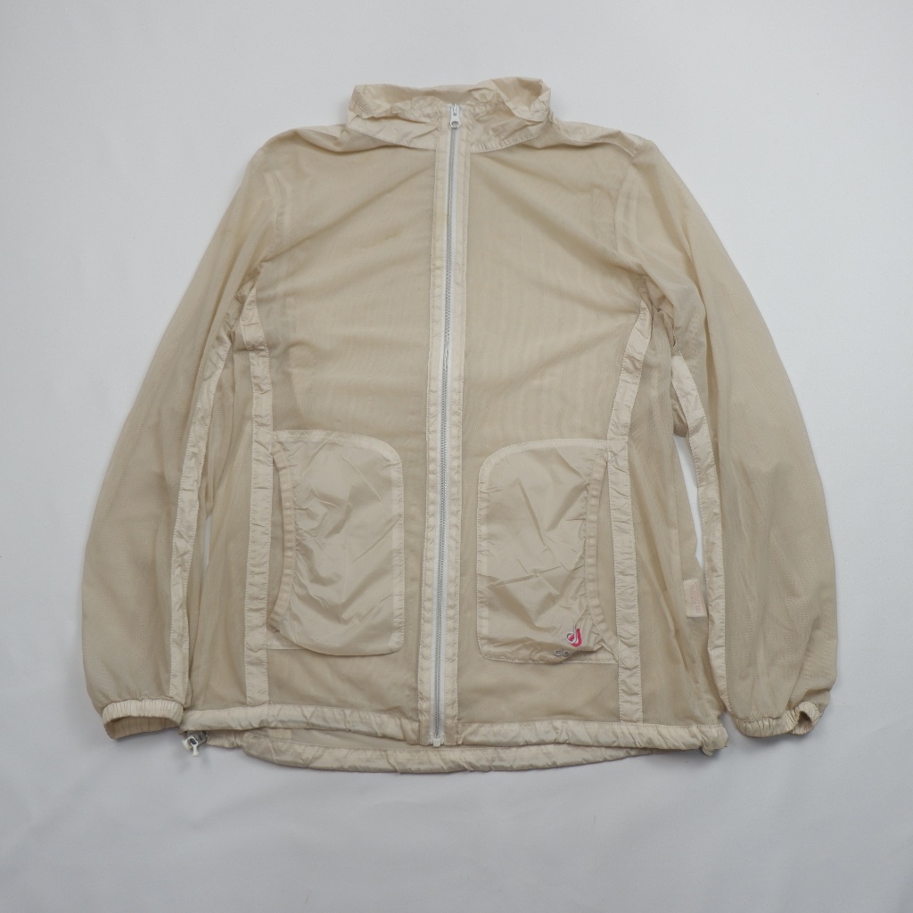 DEUTER Lightweight Sheer Windbreaker / Training Jacket - Beige/Cream - Preloved