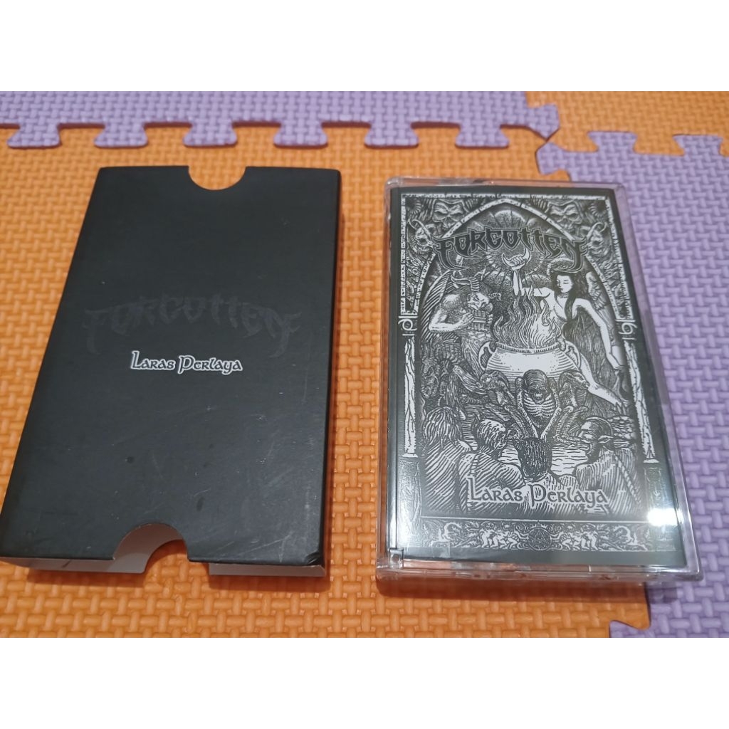 Kaset pita/tape Forgotten - Laras Perlaya
