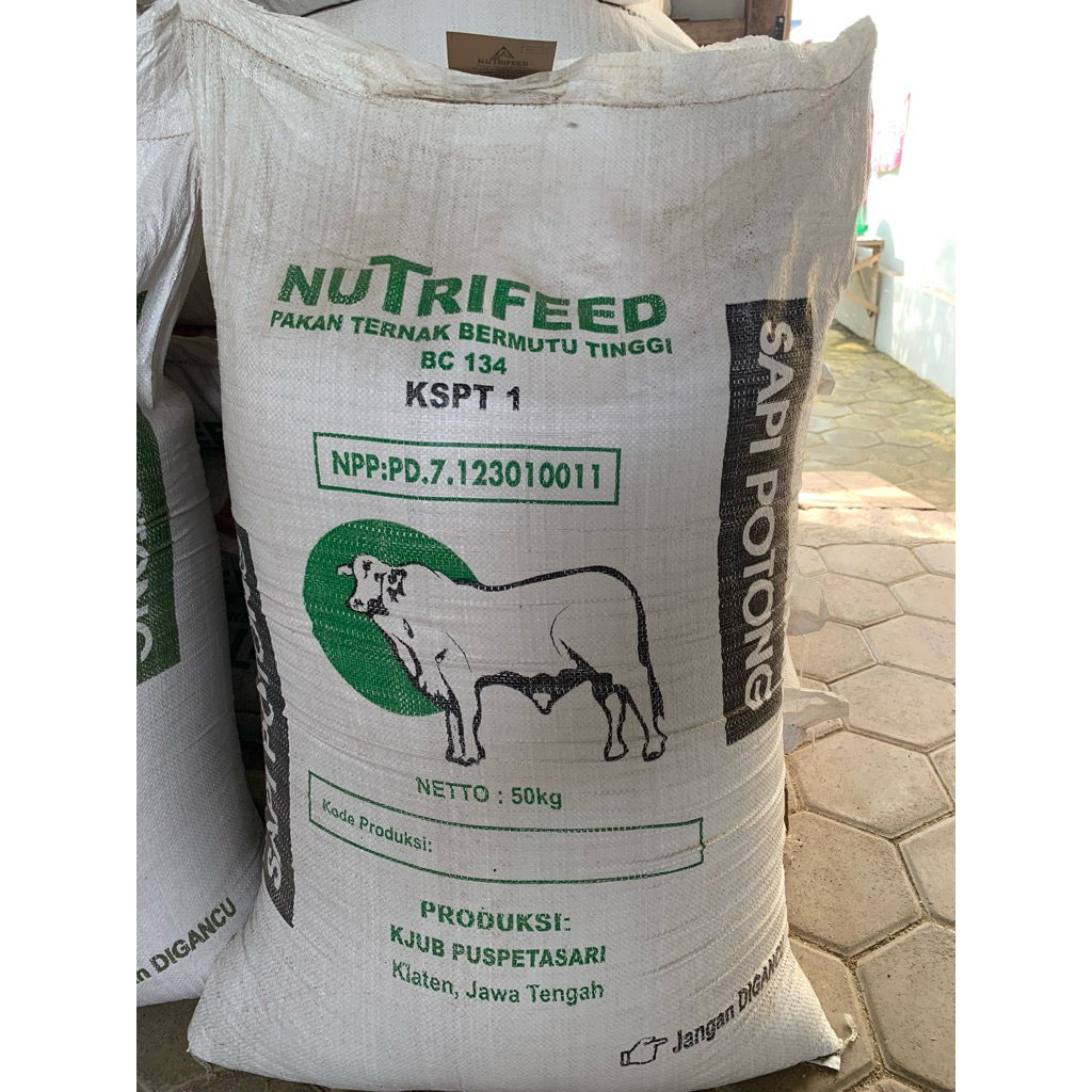 Konsentrat Nutrifeed Sapi Potong Penggemukan Netto 50kg 1 zak