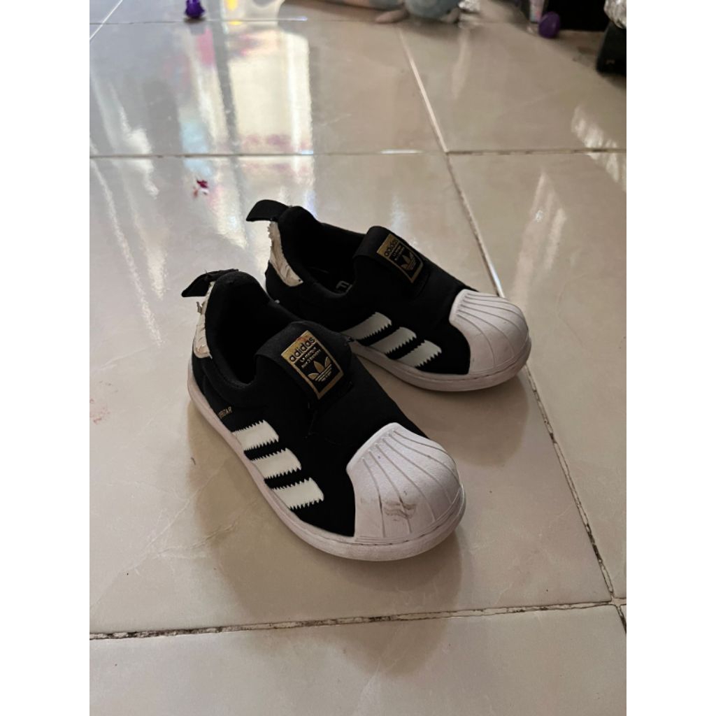 Preloved Adidas Superstar Kids