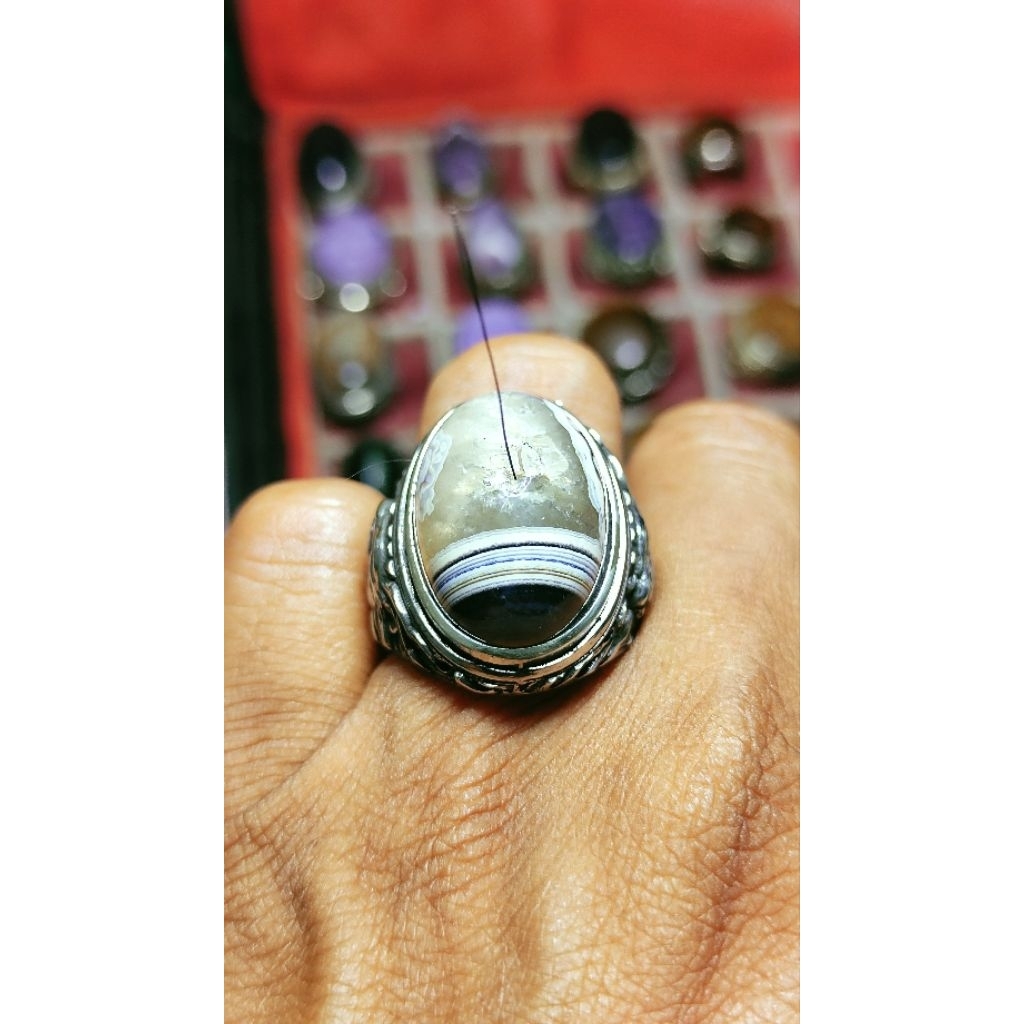 natural batu combong unik