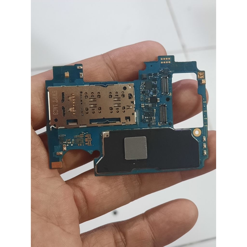 Mesin Samsung M12 lupa pola