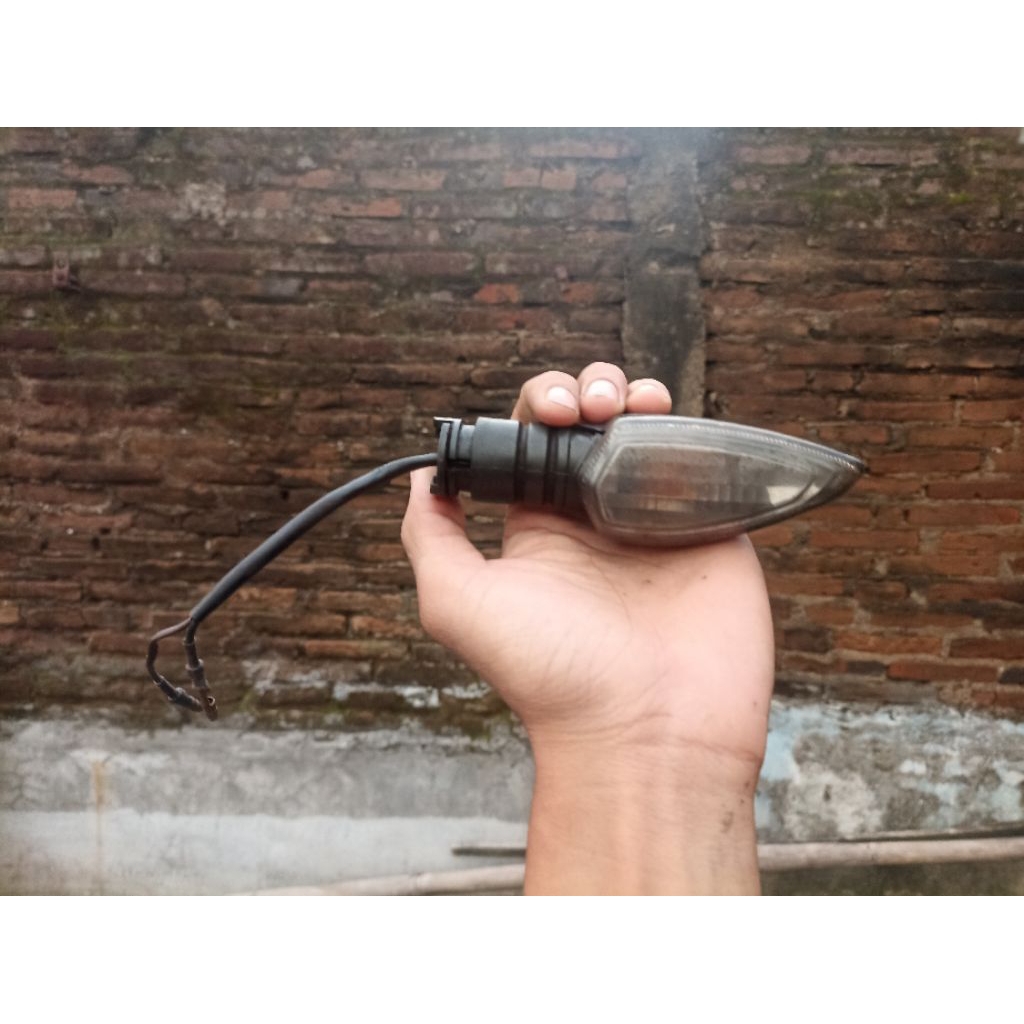 sein belakang kanan Vixion new original second