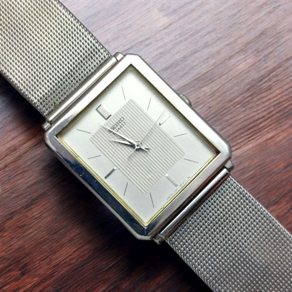 Seiko Tank Textured White Dial  Vintage Dress Watch