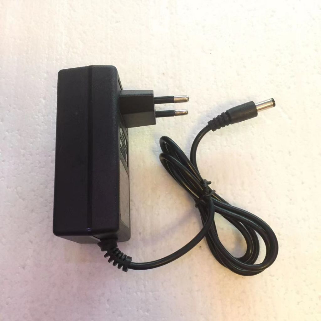 Adaptor Charger Casan Speaker ROBOT RB650