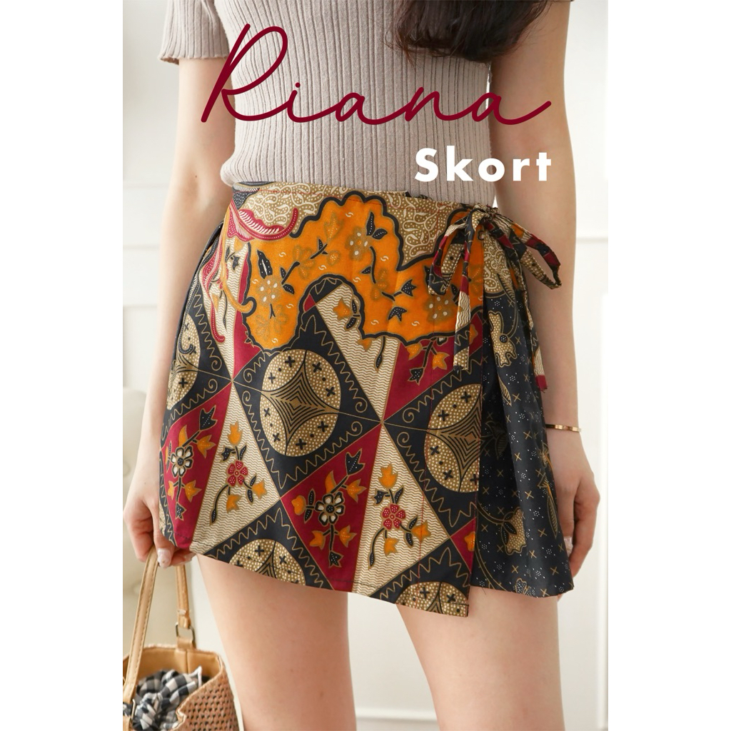 Selaras Skort - Rok Celana Batik Selaras Studio Hitam (Riana)/Merah (Leia)
