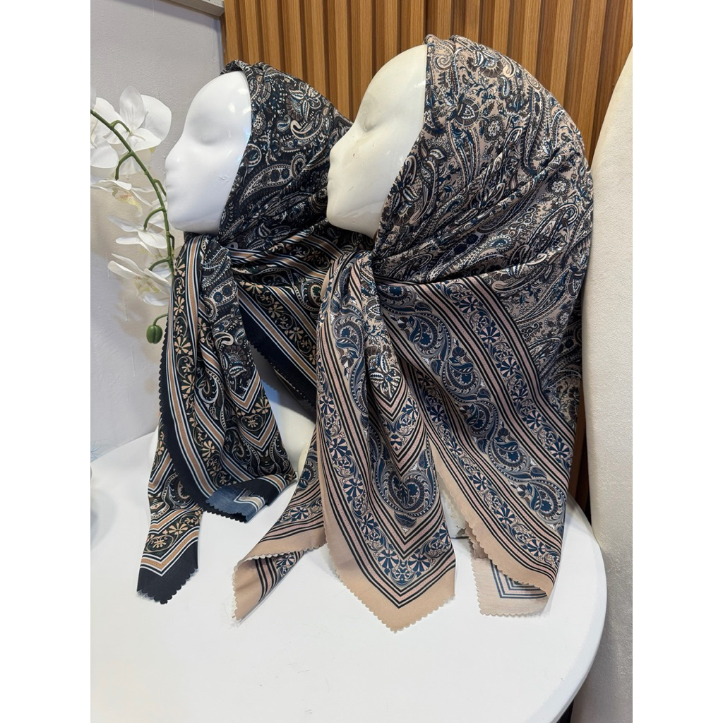 hijab segi empat motif turki/jilbab segi empat motif turki/kerudung segi empat motif turki