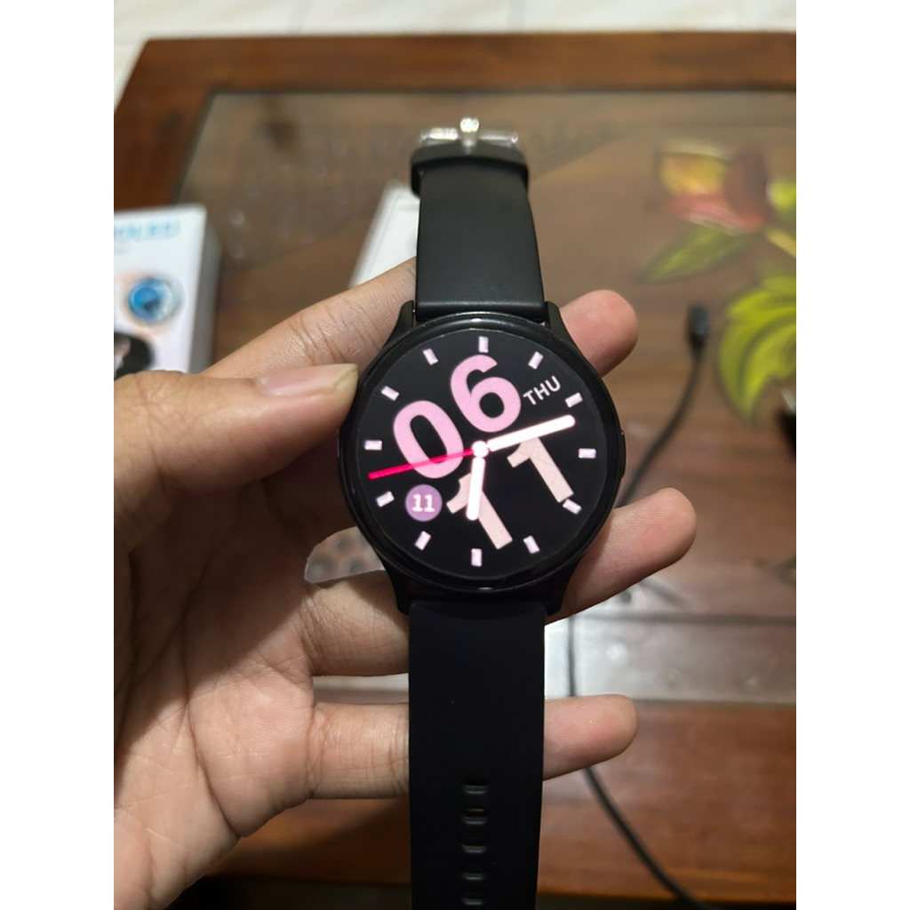 HK89 AMOLED Smartwatch Bekas No Minus Siap Pakai