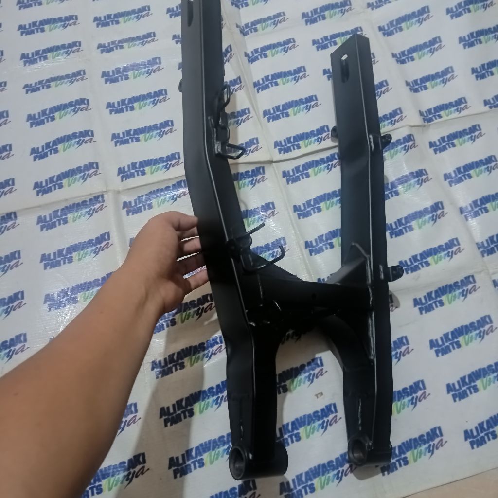 SWING ARM SWING ARWM LENGAN AYUN NINJA RR MONO Z250 SL NINJA MONO ORIGINAL