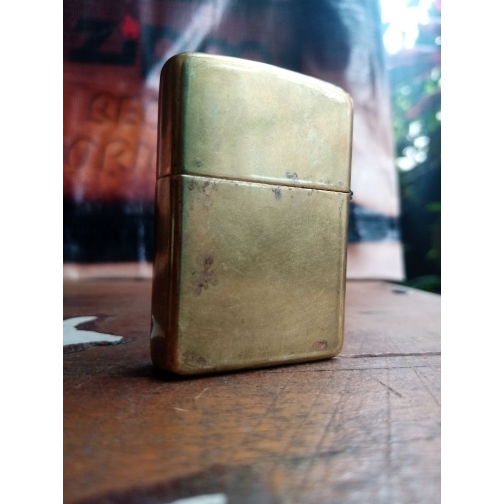 original zippo commemo 1932-1990