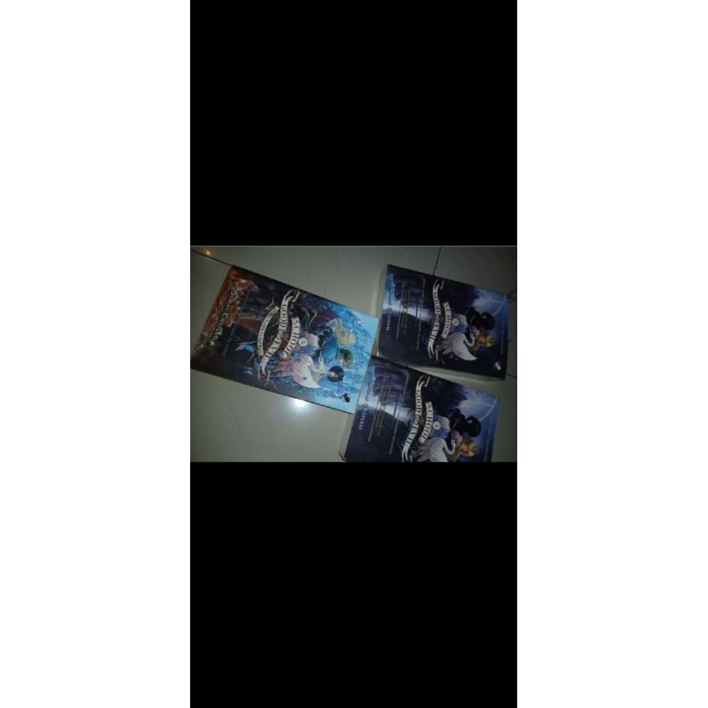 preloved school of good and evil 1