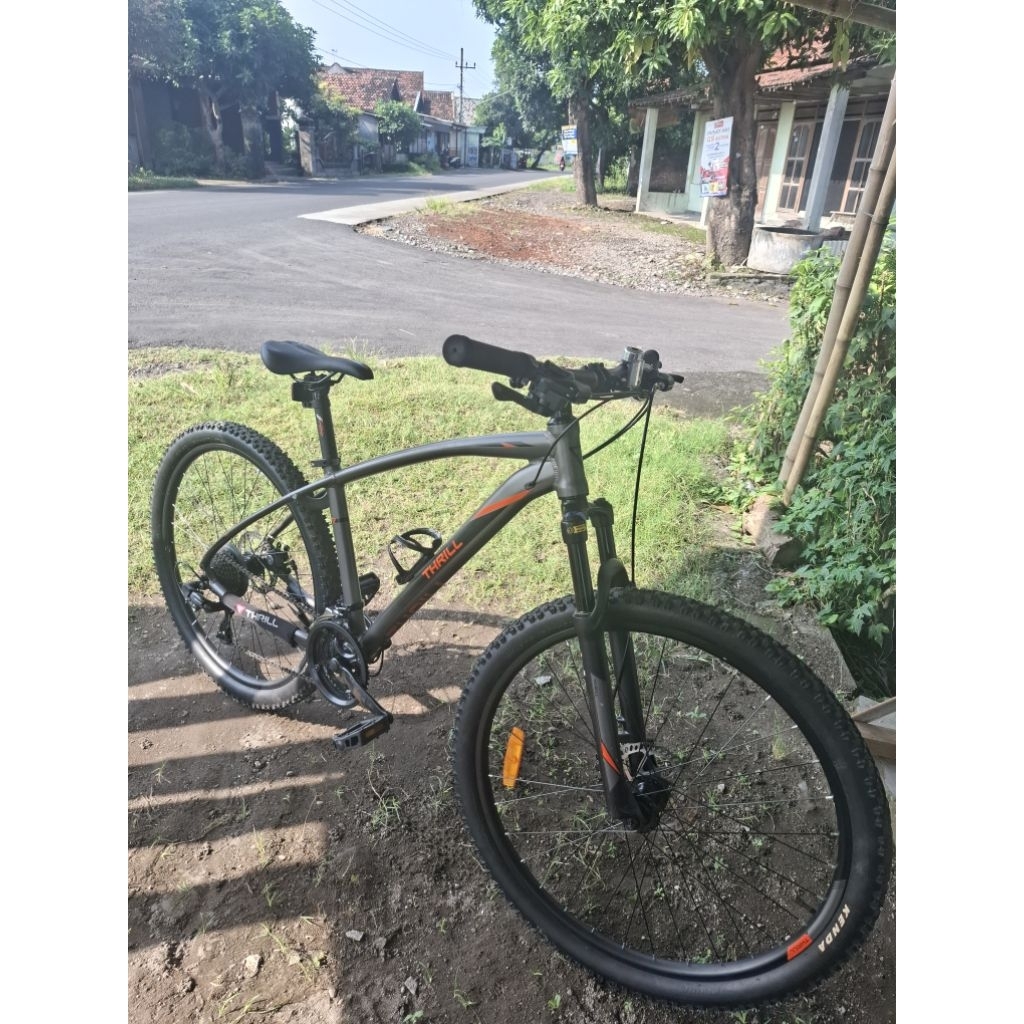 MTB Thrill Cleave 3.0 Like New