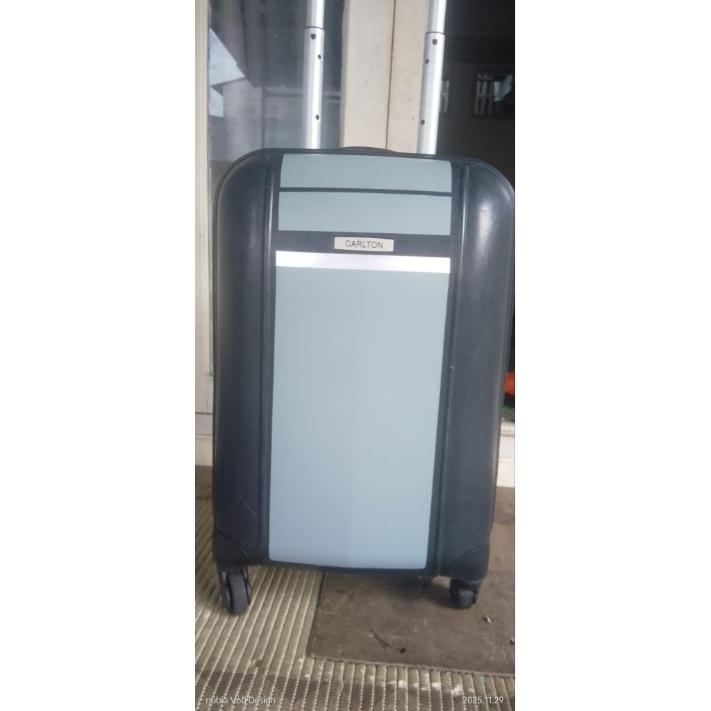 Preloved Koper Carlton 20 Inci Hardcase