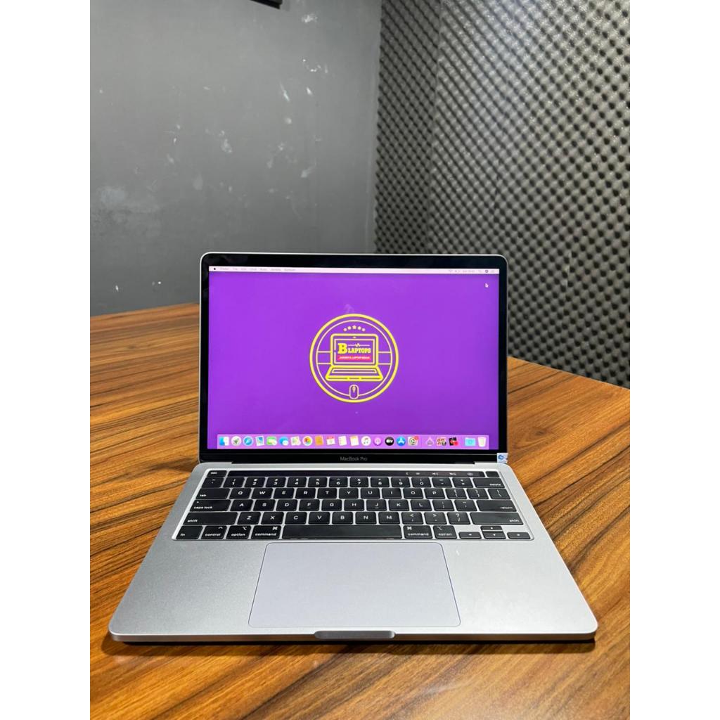 MACBOOK AIR 2020 CORE I5 RAM 8GB / SSD 512 GB - SECOND BERGARANSI