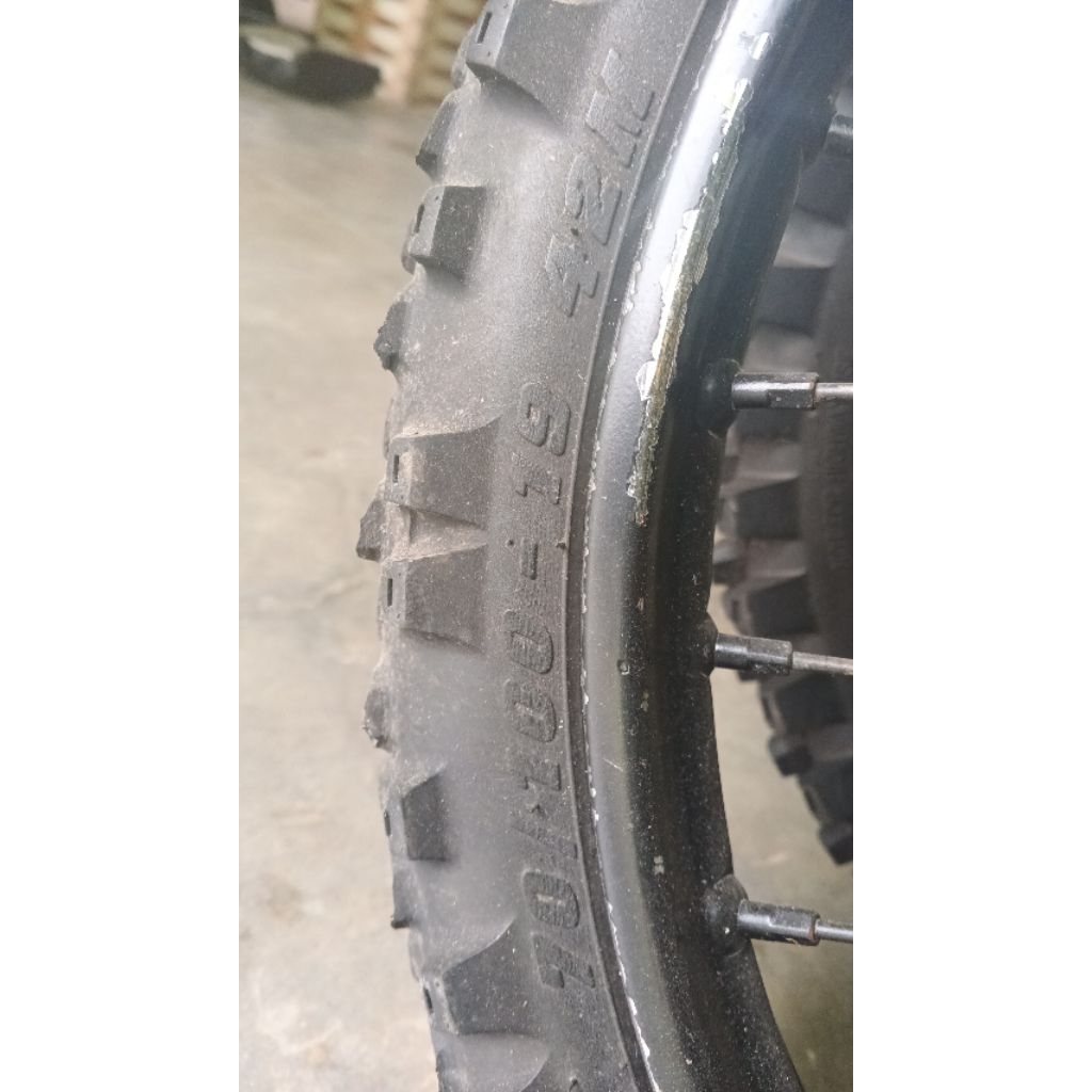 pelek set  ban Kawasaki KLX