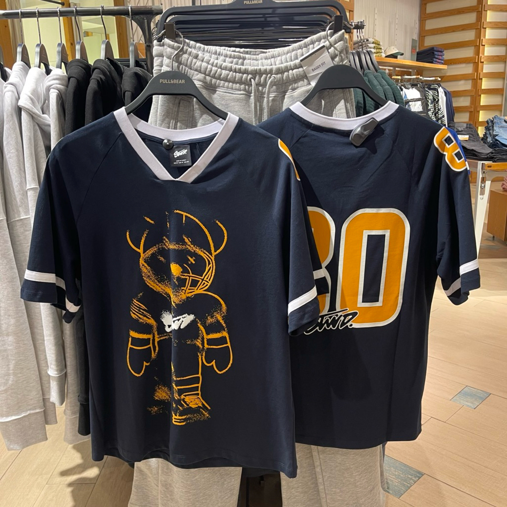 Jersey T-shirt Stwd PULL&BEAR MEN Jastip (jasa titip)