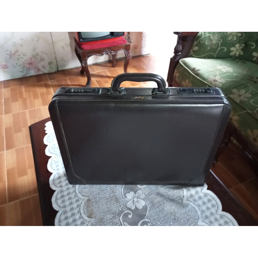 Koper  Kulit Jadul Antik Merk DUPONT Vintage lawas Dekorasi Tua Kuno Retro