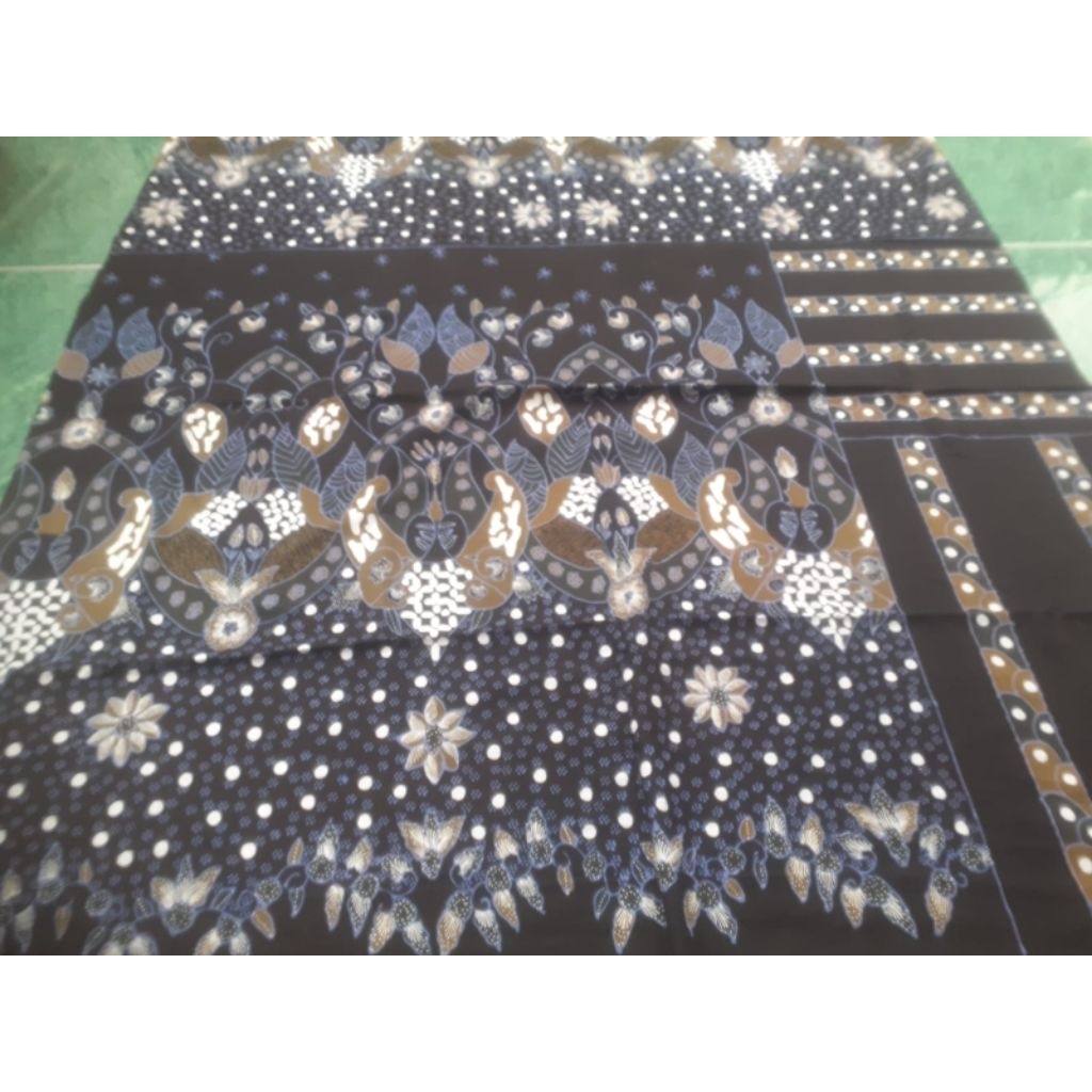 KAIN BATIK TRUSMI CIREBON / BATIK KATUN TULIS POLA KEMEJA