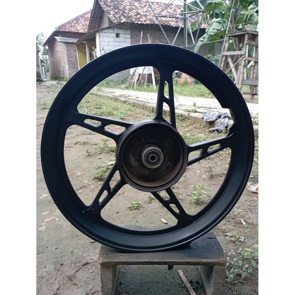 Velg pelek belakang motor yamaha Jupiter Z burhan Jupiter Z1 robot Vega ZR Vega new ORIGINAL copotan