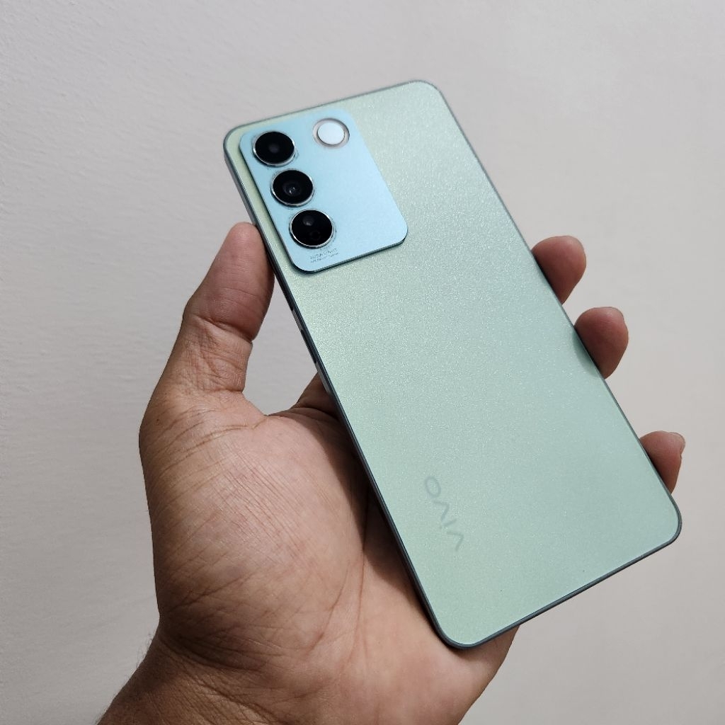 VIVO V27E 8/256GB HP Second Murah