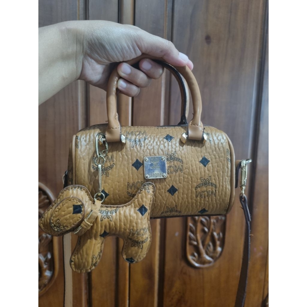 Preloved mcm speedy brown