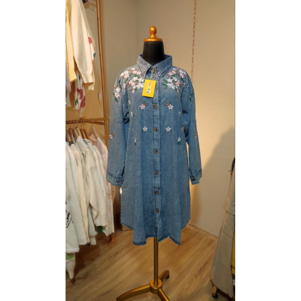 Long Tunik Jeans Washed Bunga Bordir