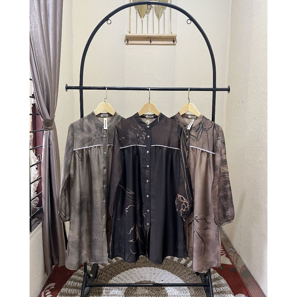 REAL PICT Kamari tunik silk silky premium motif terbaru Standar hingga Jumbo by Kamari