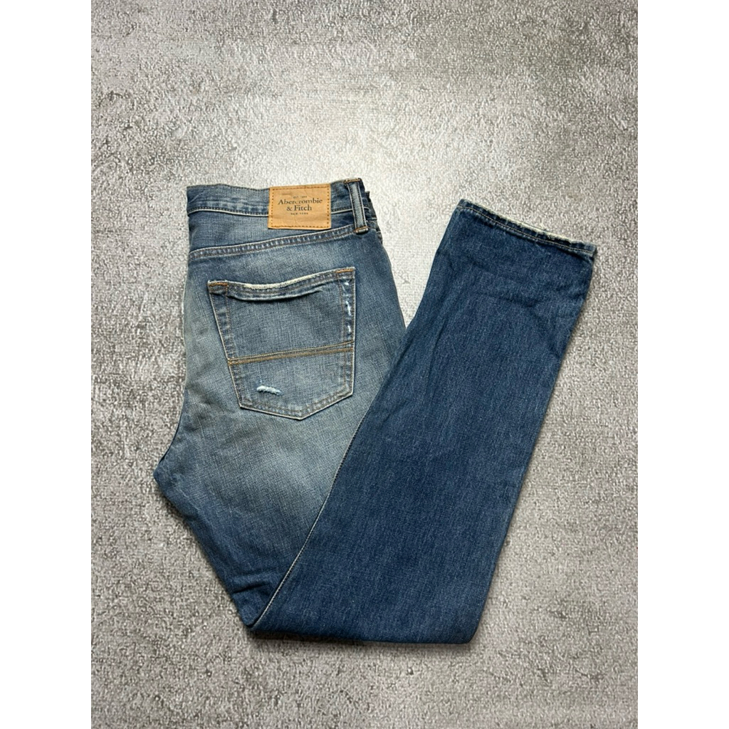 CELANA ABERCROMBIE JEANS RIPPED PRIA ORIGINA