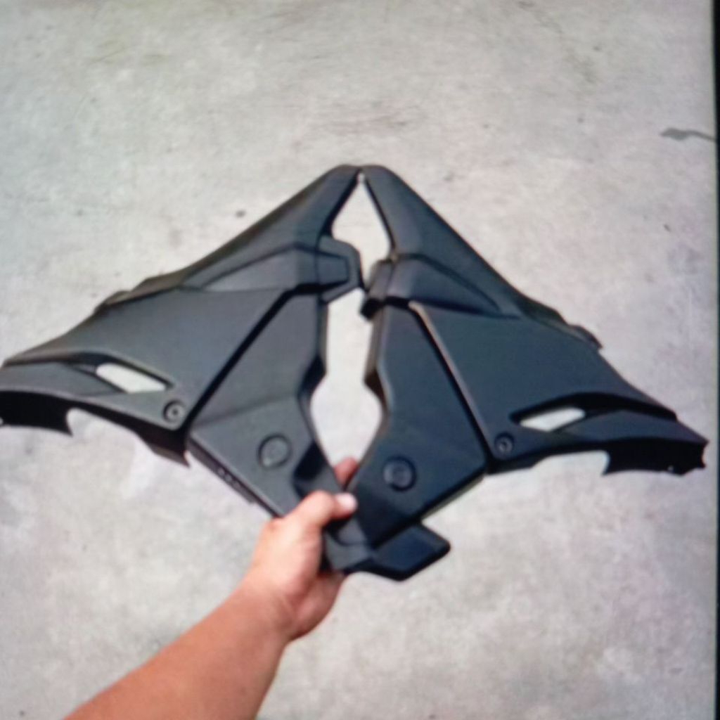 Box aki cover samping honda verza150 set kanan kiri original copotan motor