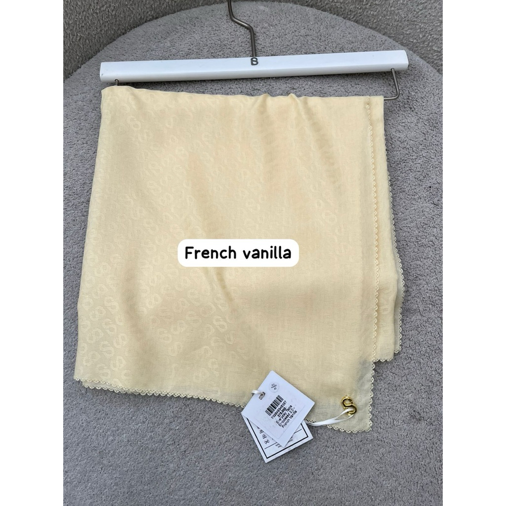 TAPIS EMBOSS DAN NEW YORK BUTTONSCARVES VOAL REGULAR NEW WITH BOX