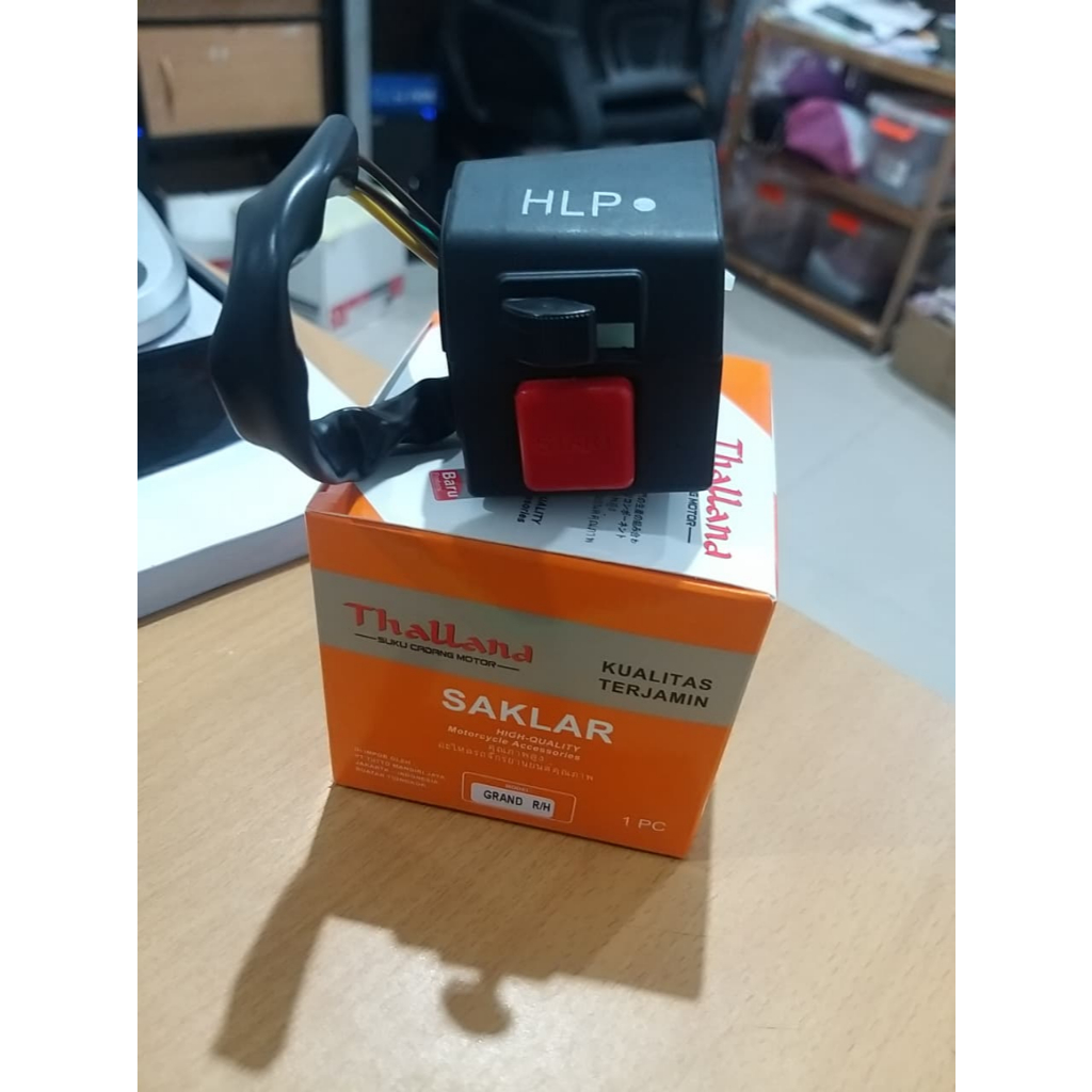 HOLDER KANAN/SAKLAR KANAN MOTOR GRAND (THALLAND)