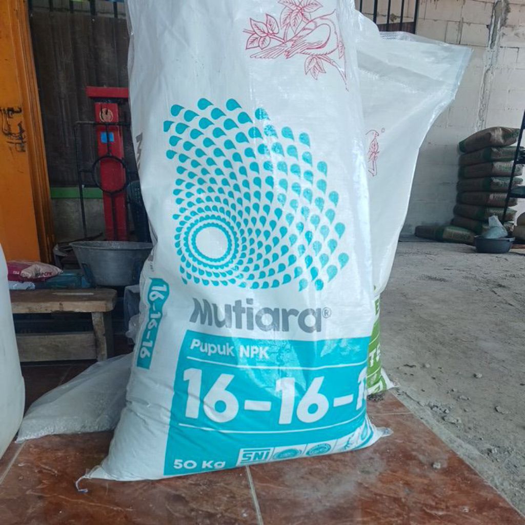 PUPUK mutiara1616 Untuk segala Tanaman isi 2kl
