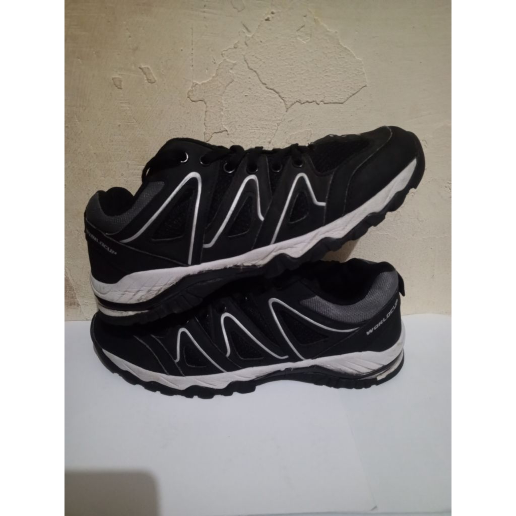 Sepatu world cup Outdoor