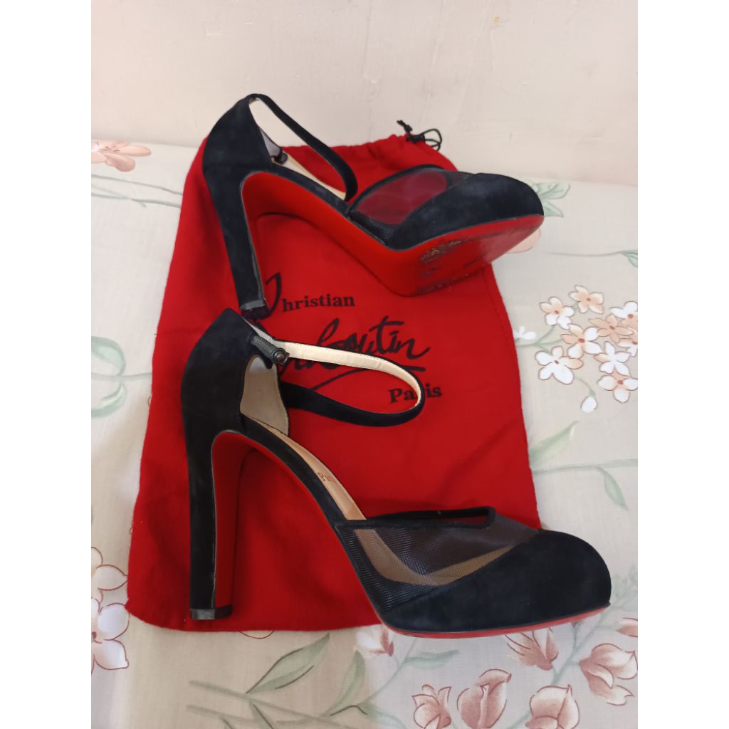 Christian Louboutin heels original