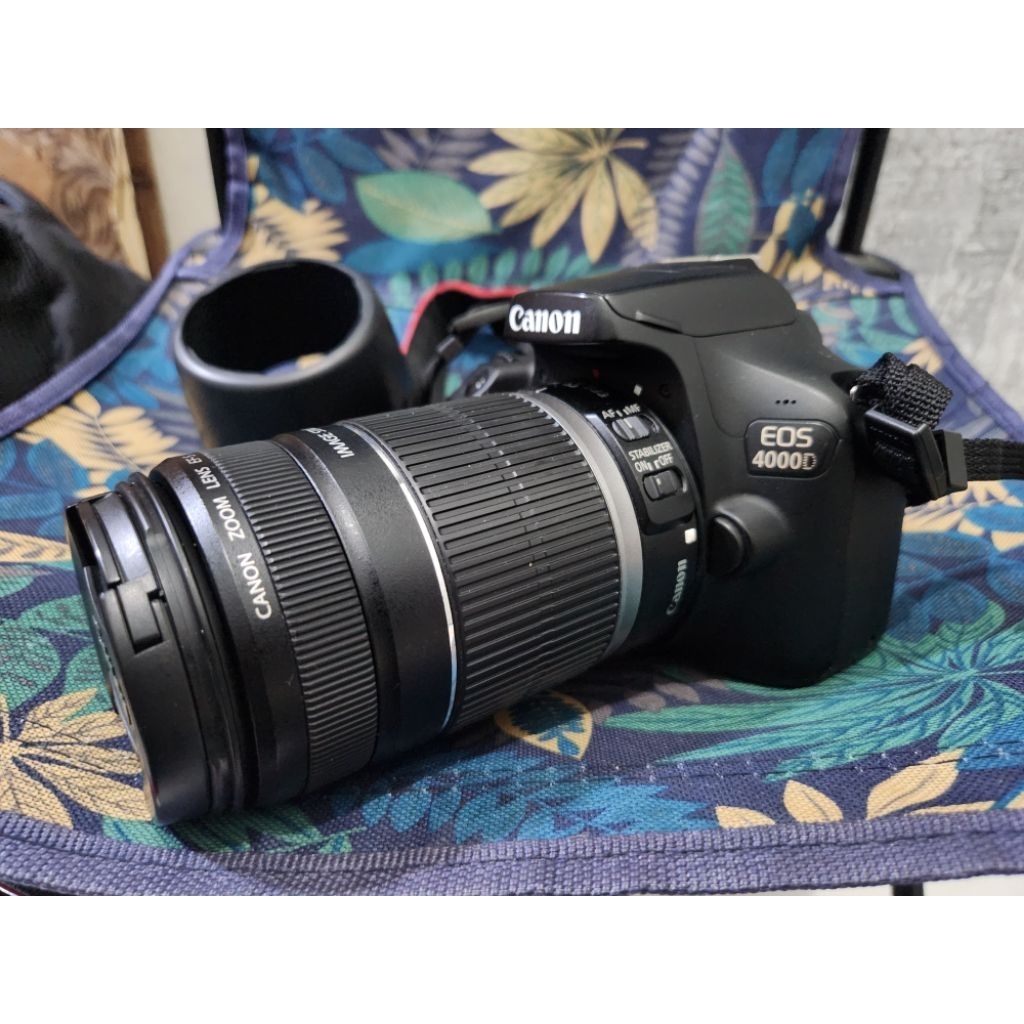 Canon EOS 4000D + Lensa Tele 55-250mm WiFi