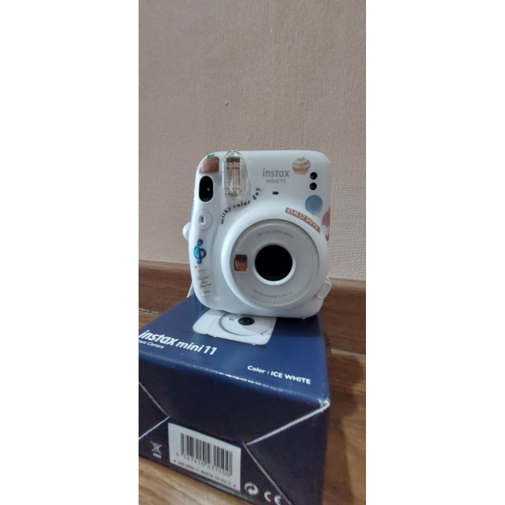 preloved instax mini 11