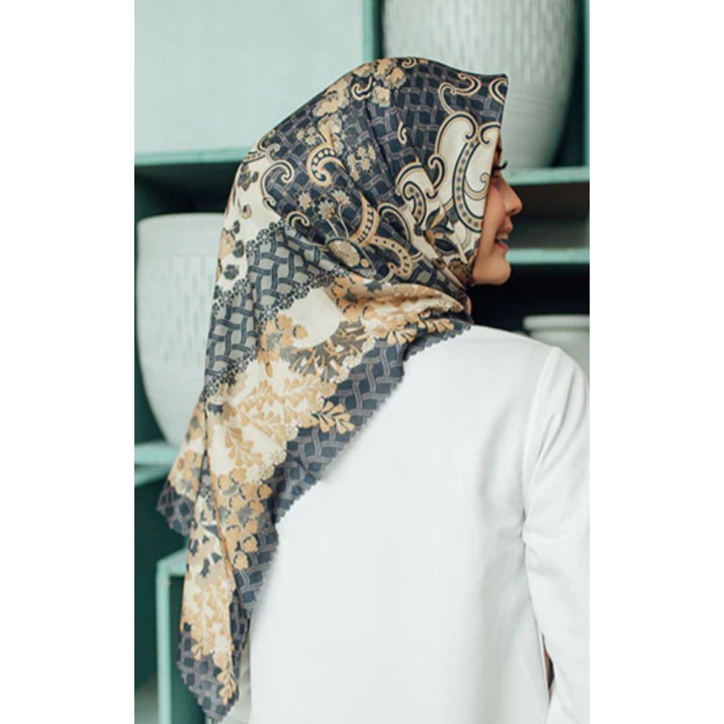 BIG SALE WEARING KLAMBY Bunaken Scarf / Namora Scarf / Serafia Scarf / Emira Scarf / Noura Scarf / S