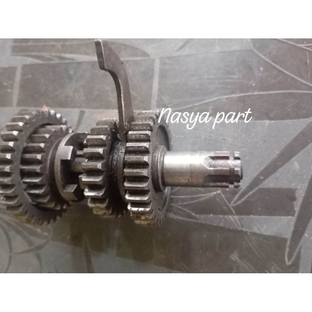 As gear depan Jupiter mx old Bekas copotan motor