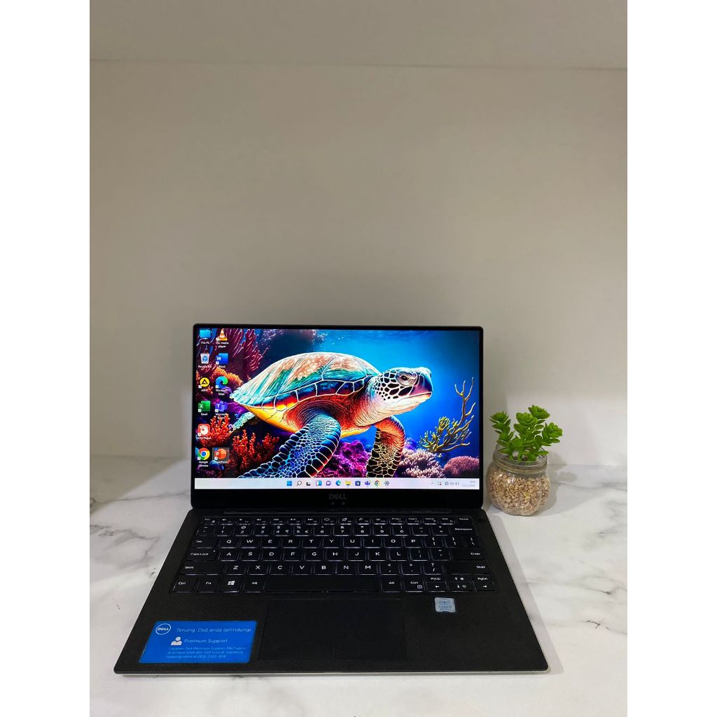 LAPTOP DELL XPS LAYAR TOUCHSCREEN CORE I7 SLIM TIPIS