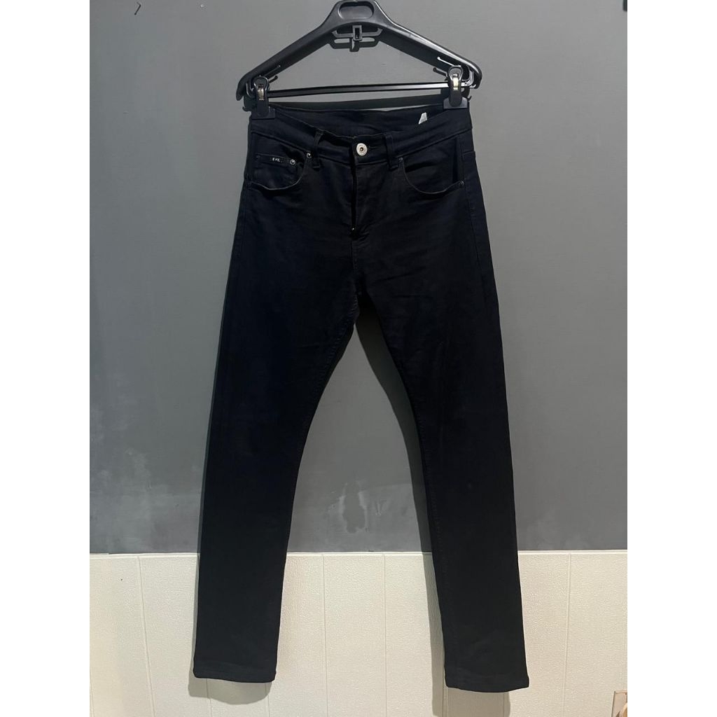 CELANA JEANS EVIL HITAM COWOK