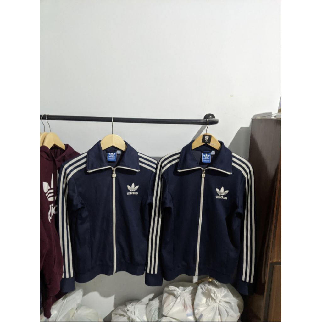 tracktop adidas trefoil navy