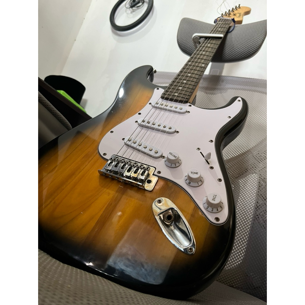 Gitar Stinger Stratocaster Coklat