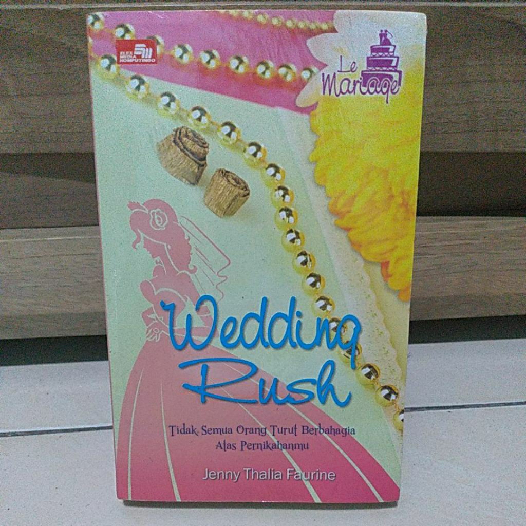 Novel Wedding Rush by Jenny Thalia Faurine