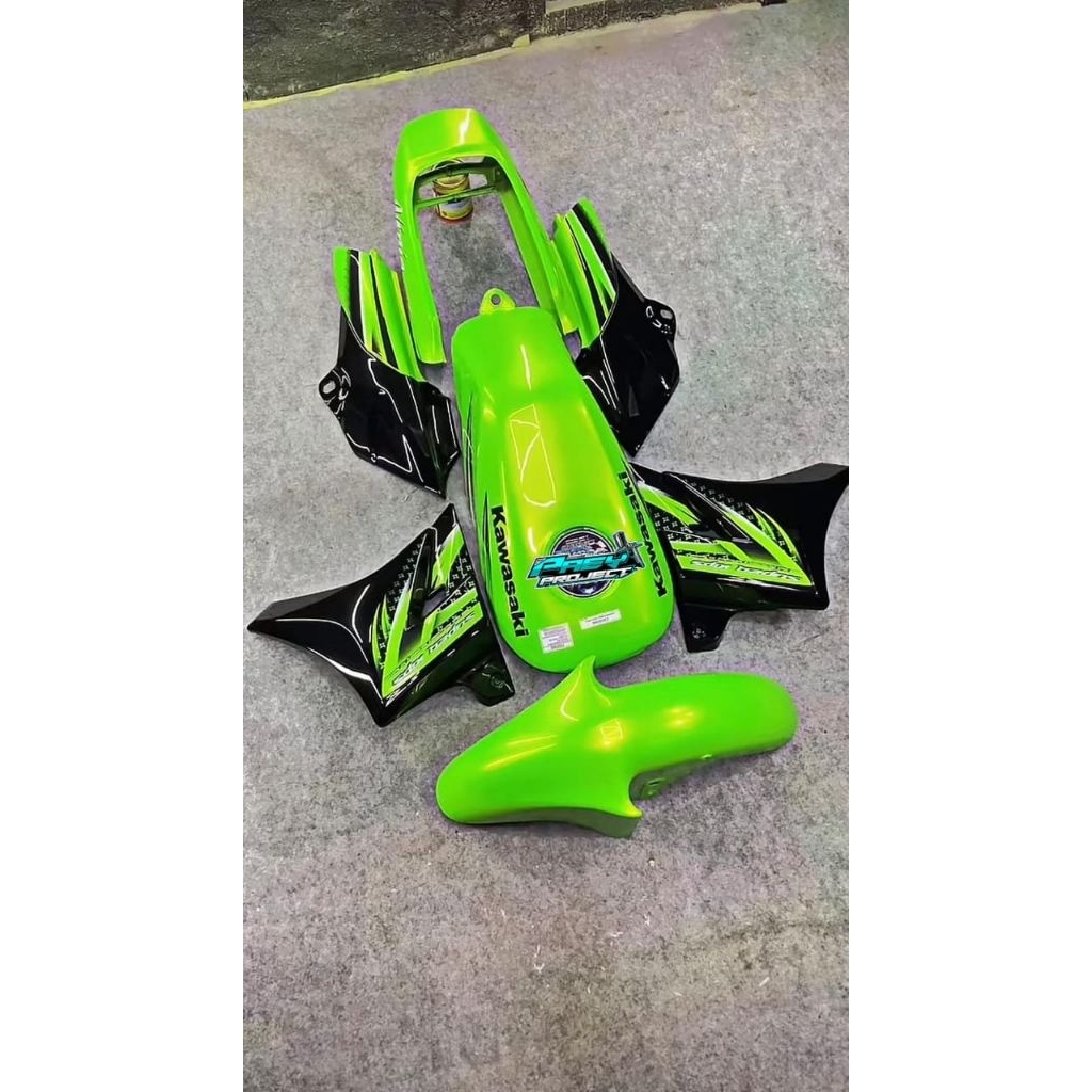 Paket body sett tangki ninja ss warna hijau hitam. body set tangki ninja ss ninja ss ninja r
