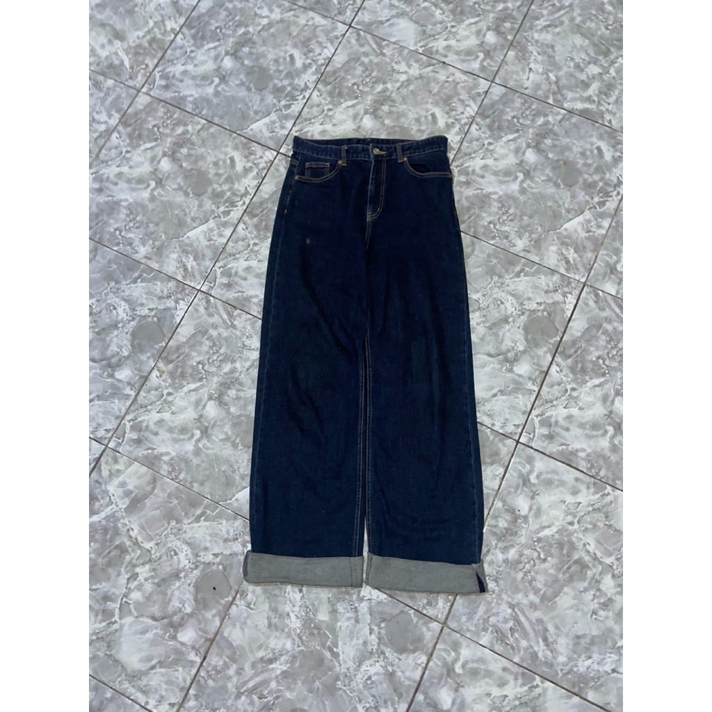 celana denim gombrang