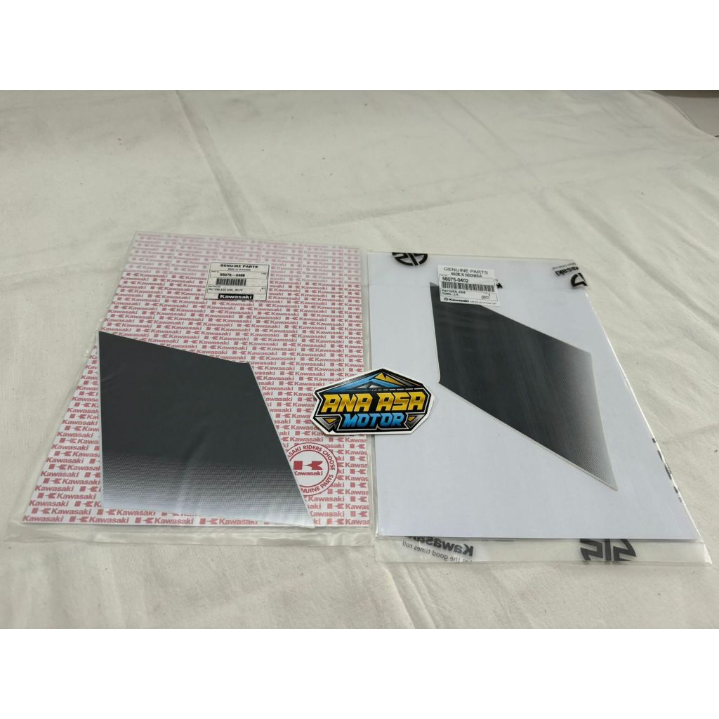 1 Set Kanan - Kiri Sticker Stiker Kawasaki Ninja RR NEW Hitam 2015 Original - 56075-0402 / -0408